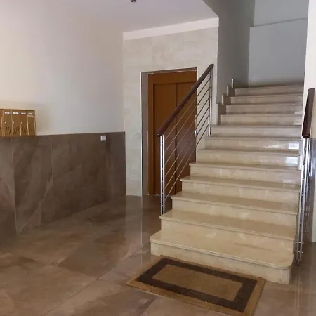 فندق مبيت وإفطار Reggionord 4*