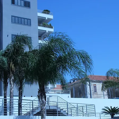 Alojamento de Acomodação e Pequeno-almoço Reggionord Reggio di Calabria