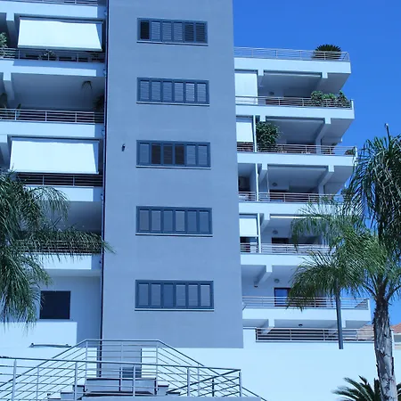 Alojamento de Acomodação e Pequeno-almoço Reggionord 4*