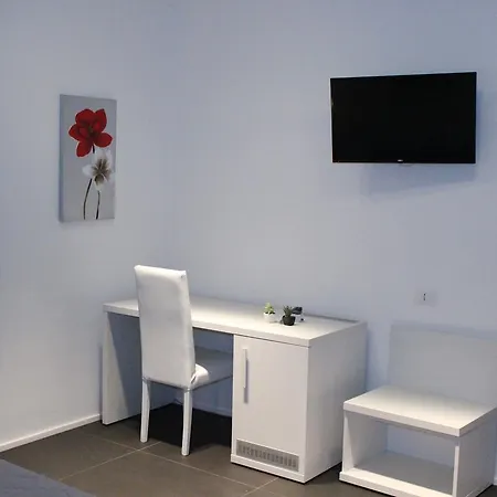 Frühstückspension Reggionord 4*