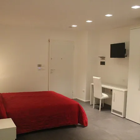 Frühstückspension Reggionord 4*